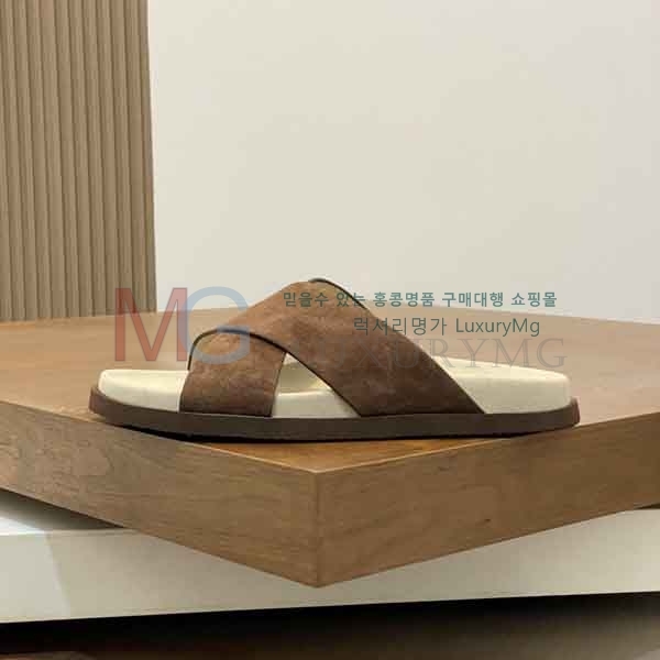 ���� ���ڷ� ��ġ�ڸ� ������ B77806611