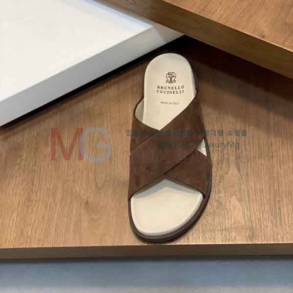 ���� ���ڷ� ��ġ�ڸ� ������ B77806611