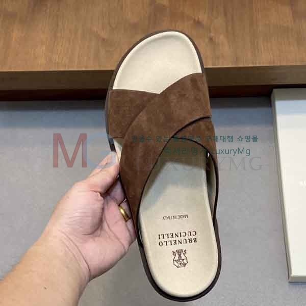 ���� ���ڷ� ��ġ�ڸ� ������ B77806611