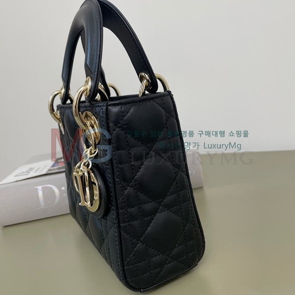 ��� ���̵�� �̴� M1183300-203