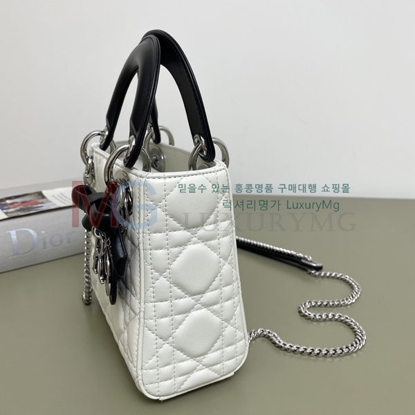 ��� ���̵�� �̴� M1183300-204