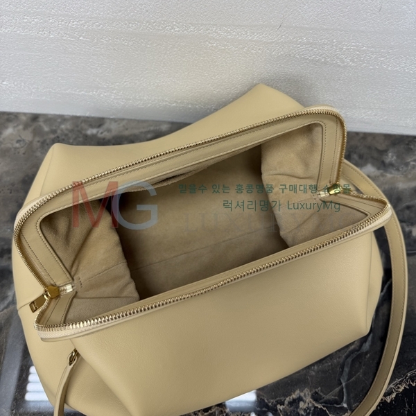 ������ ���ͽ� �Ŀ�ġ L104J3-3