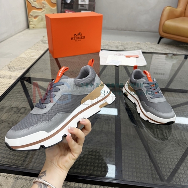 ���� �����޽� �ȭ HA8078952