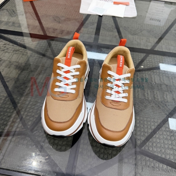 ���� �����޽� �ȭ HA807895-1