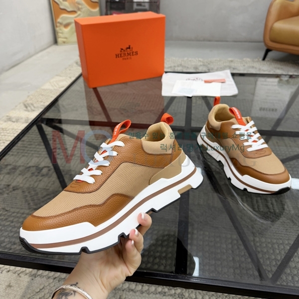 ���� �����޽� �ȭ HA807895-1
