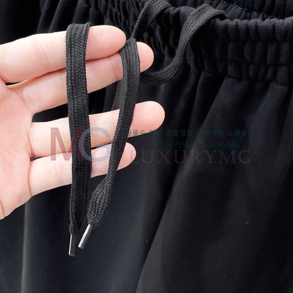 ���� �߷��þư� �ݹ��� B25661