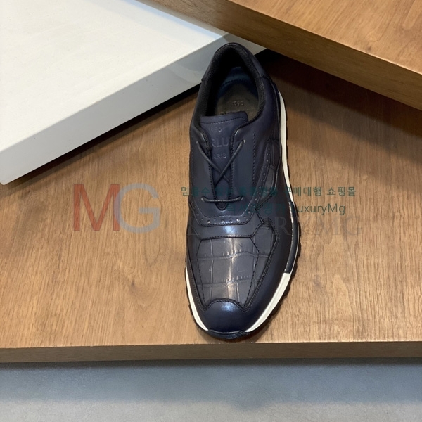 ���� ���ڷ� ��ġ�ڸ� �ȭ BC688111-1