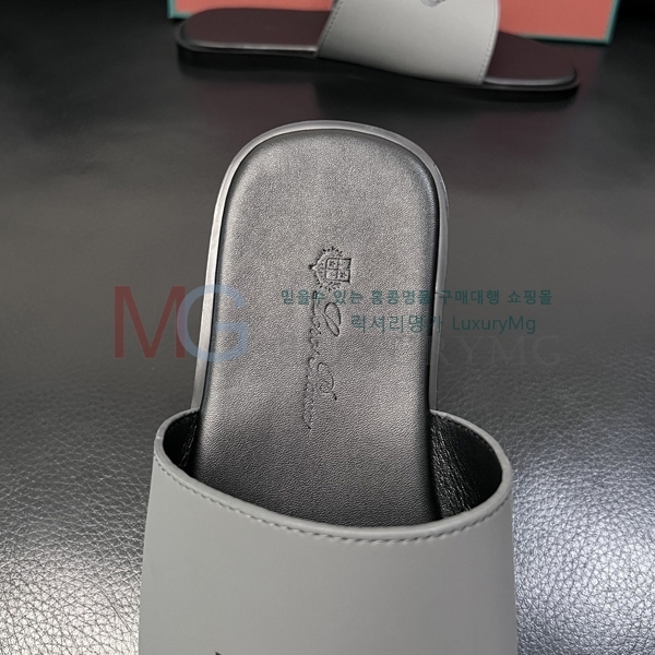 ���� �η�**�� ���� 3LP56041-16
