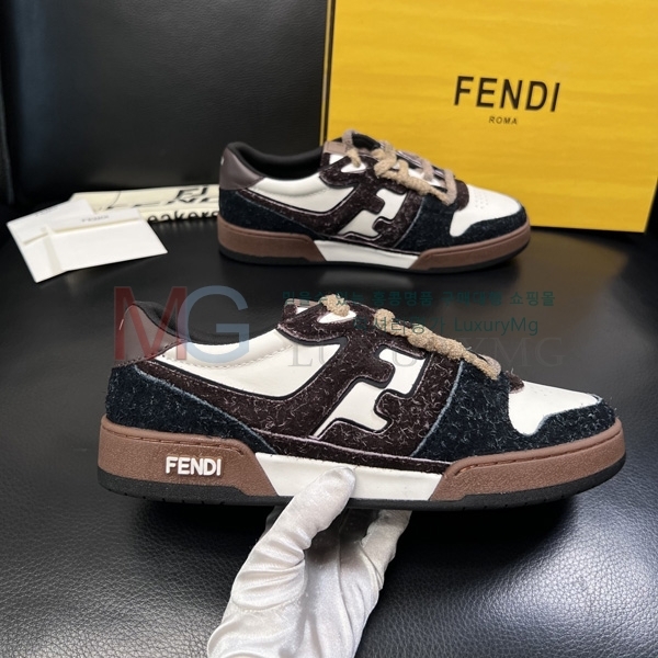  ��� �ȭ �������� D635905