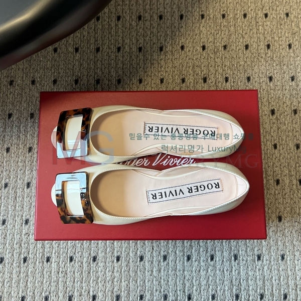 ������� �÷����� R877062-1