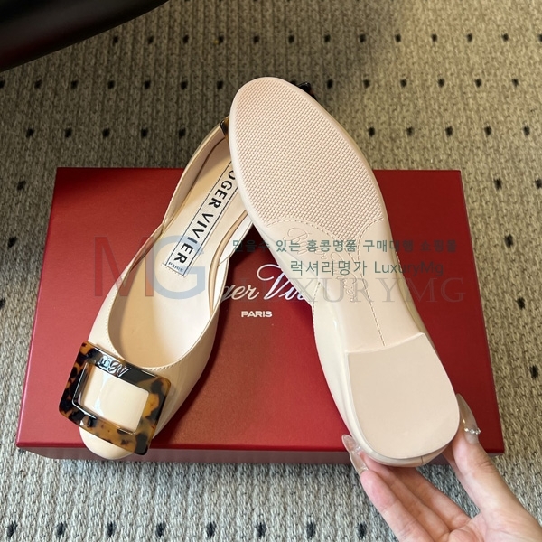������� �÷����� R877062