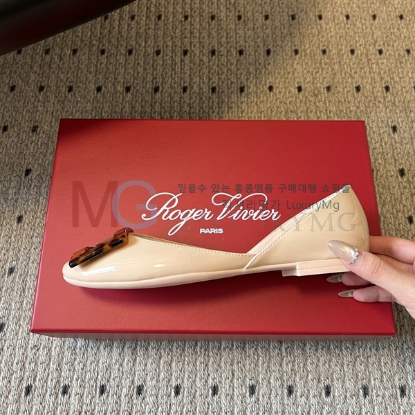 ������� �÷����� R877062
