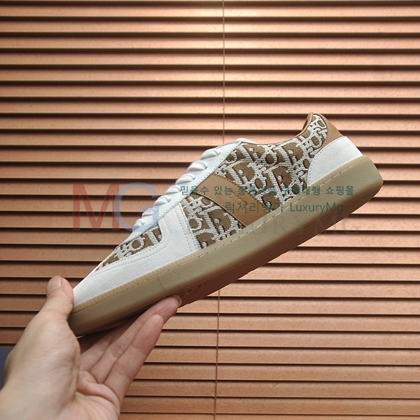 ���� ��� �ȭ D6330511-3