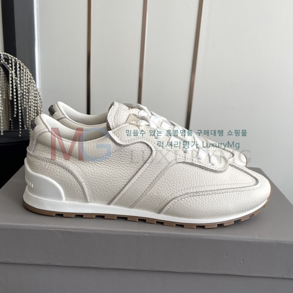  �������� ���ڷ� ��ġ�ڸ� �ȭ BC68831-1