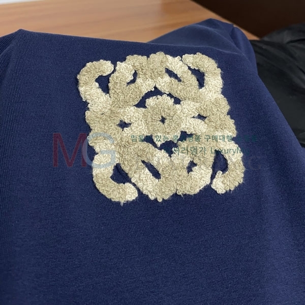 ���� �ο��� ���� Ƽ���� LO15367-1
