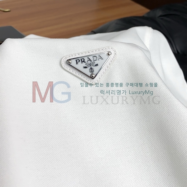 ���� ����� ī�� ����Ƽ P11565