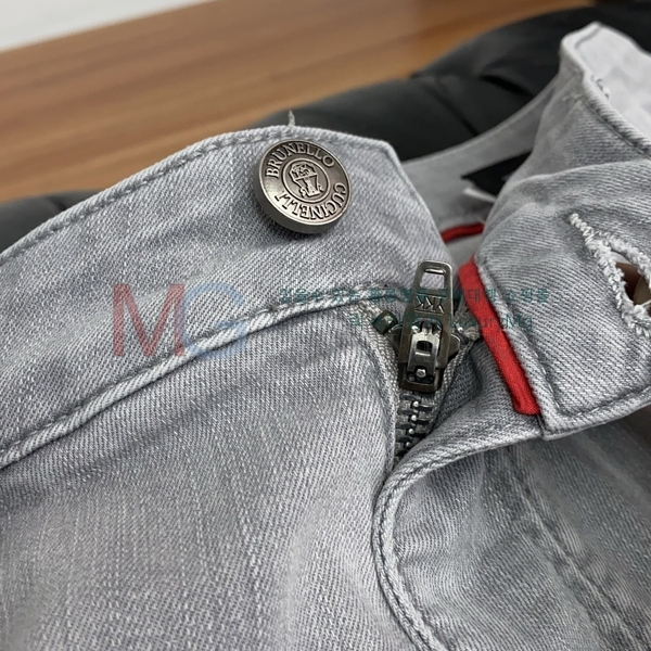 ���� ���ڷ� ��ġ�ڸ� �ݹ��� BC864883-1