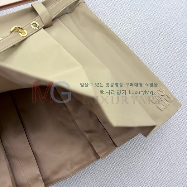 ���� �̿�̿� ��ĿƮ MU335688-13