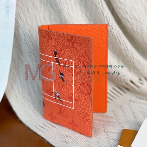 ���̺��� �н���Ʈ Ŀ�� �������� M14875-204