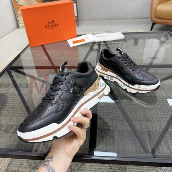 ���� �����޽� �ȭ HR906552-1
