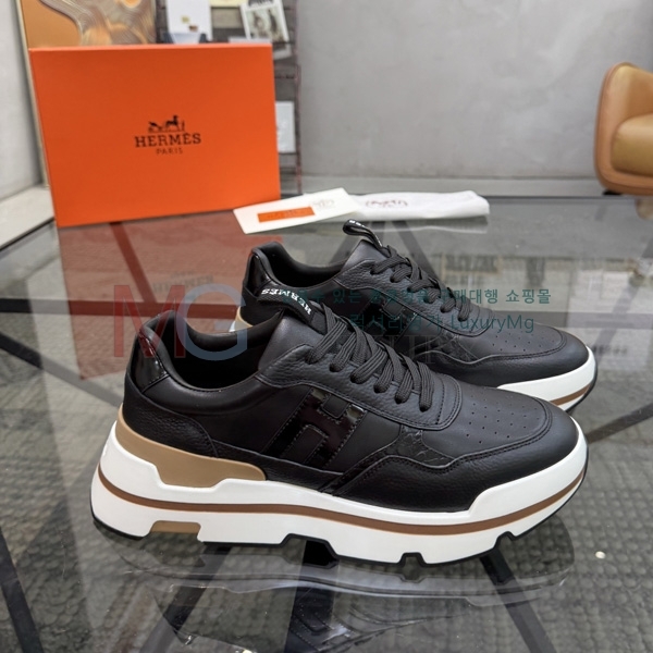 ���� �����޽� �ȭ HR906552-1