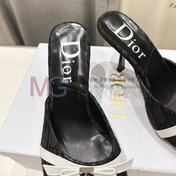  ��� �� ������ RO588904