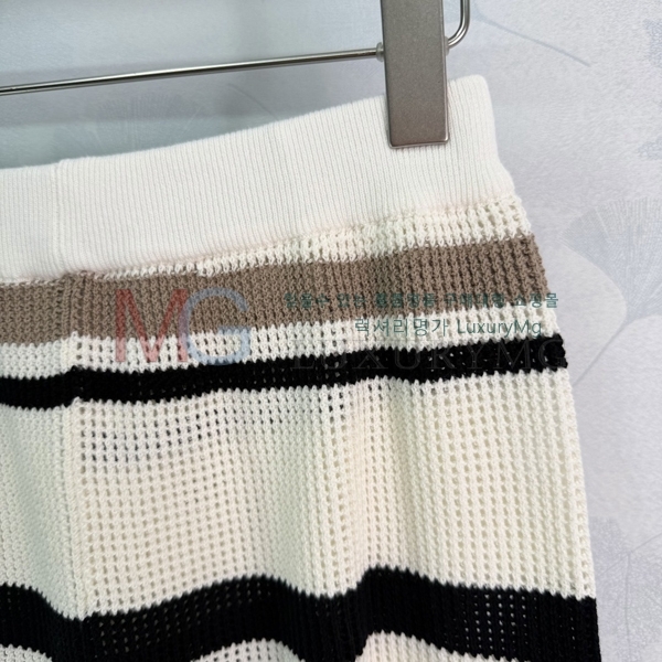���� ���ڷ� ��ġ�ڸ� ���� BC6434778