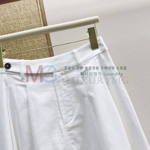���� ���ڷ� ��ġ�ڸ� ��ĿƮ BC33467-2