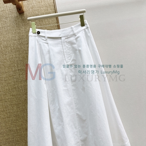 ���� ���ڷ� ��ġ�ڸ� ��ĿƮ BC33467-2