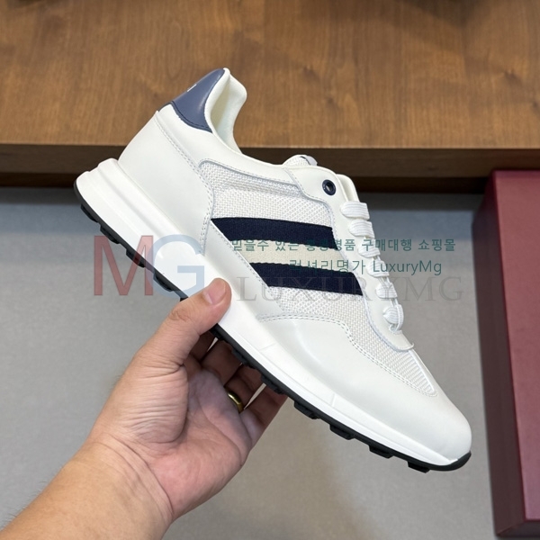 ���� ���� �ȭ F2666045-2