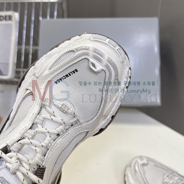 �������� �߷��þư� ����Ŀ�� BA81171-3