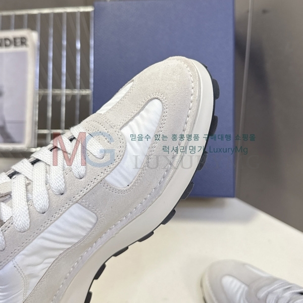 ���� ��� �ȭ DP688901-2