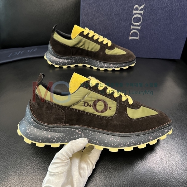 ���� ��� �ȭ D55809783