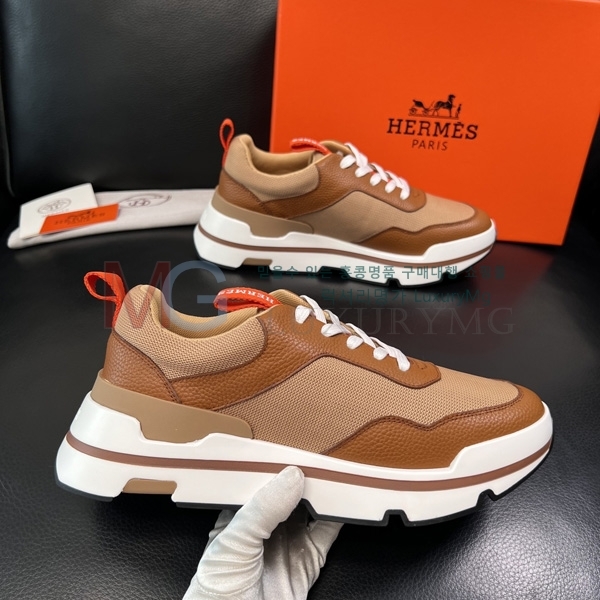 ���� �����޽� �ȭ HR925580