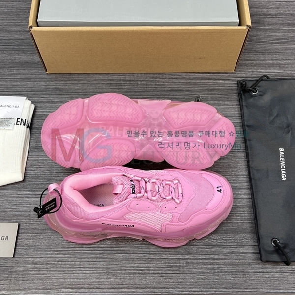 �������� �߷��þư� ����Ŀ�� BA8169066-4