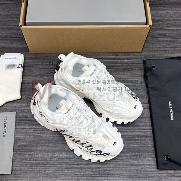 �������� �߷��þư� ����Ŀ�� BA812260-1