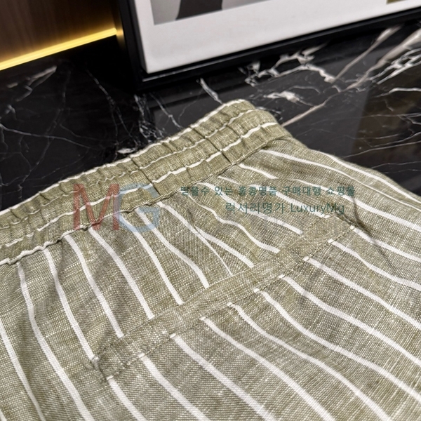 ���� ���ڷ� ��ġ�ڸ� �ݹ��� 23436433