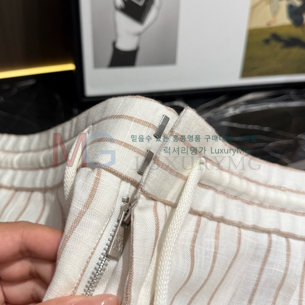���� ���ڷ� ��ġ�ڸ� ���� 23436434
