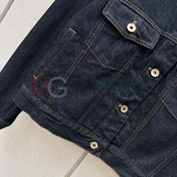 ���� ���ڷ� ��ġ�ڸ� ���� ���� BC658595-10