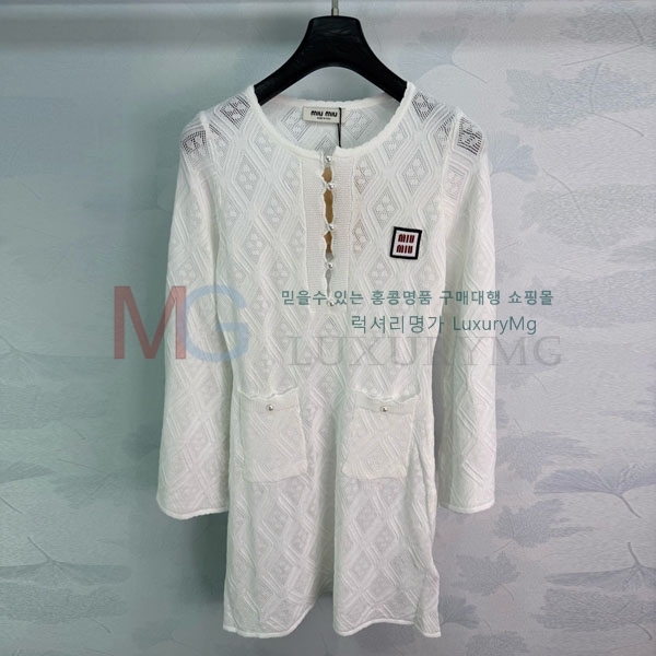 ���� �̿�̿� ���ǽ� MIU4356435-4
