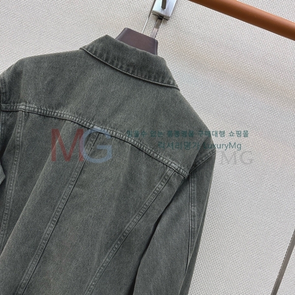 ���� ���ڷ� ��ġ�ڸ� ���� ���� BC6457357-1