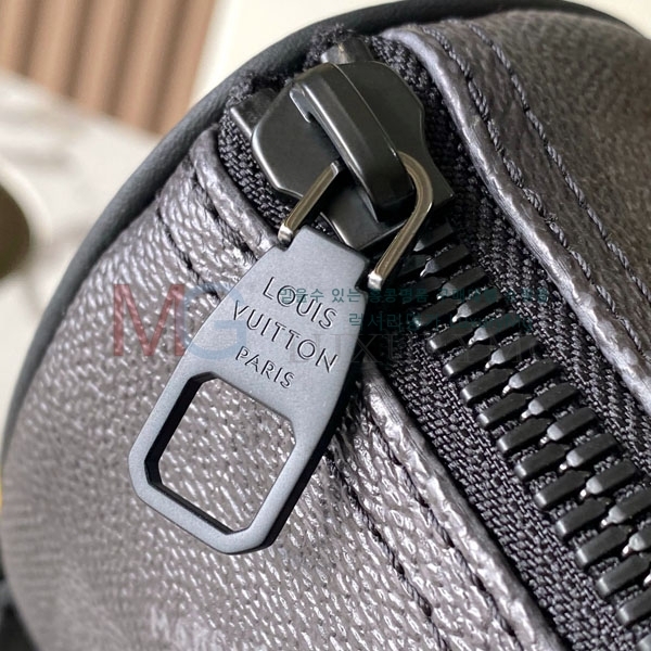 ���̺��� Ű�� �ݵѸ��� 25 M14919-300