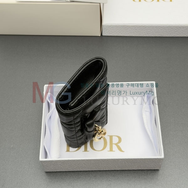 ��� ���̵� ��� �۸��� ���� S2607-1
