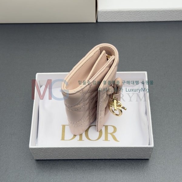 ��� ���̵� ��� �۸��� ���� S2607-4