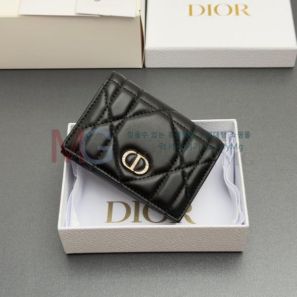 ��� ���̵� ��� �۸��� ���� S4026-4