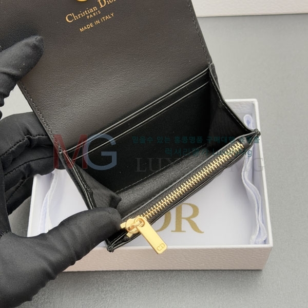��� ���̵� ��� �۸��� ���� S4026-4