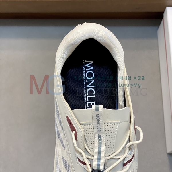 ���� ��**�� �ȭ MK630550-7