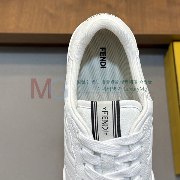 ���� ��� �ȭ FE5511106-6