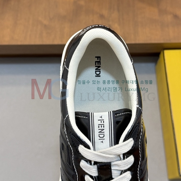 ���� ��� �ȭ FE5511106-5