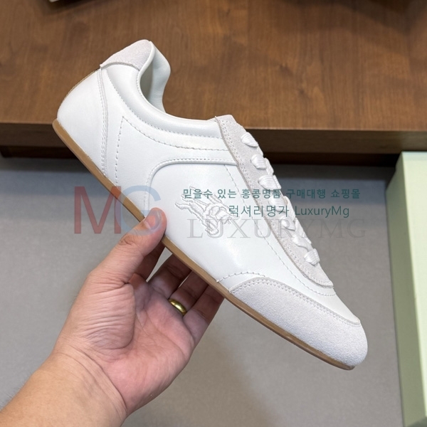 ���� ������ �ȭ BY822206-4
